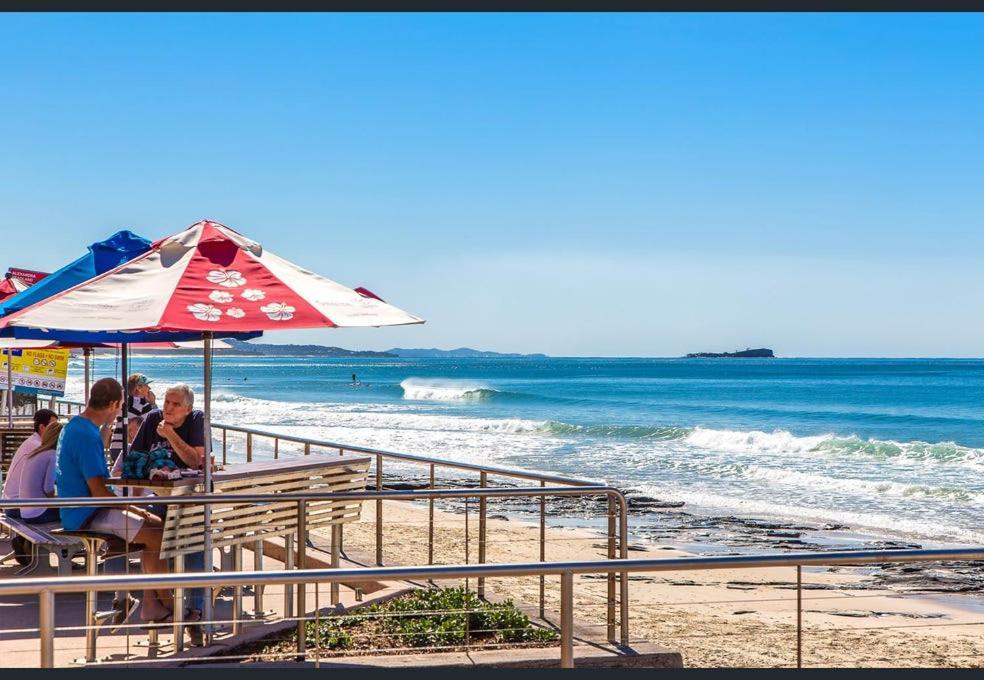 Resort Queen Studio At Alex Beach Resort Alexandra Headland Eksteriør bilde